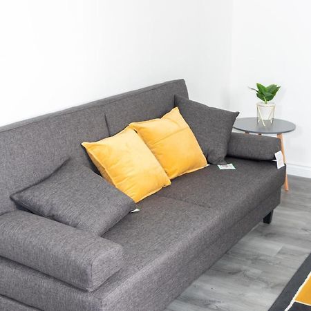 Vion Apartment - Farquhar 애버딘 외부 사진